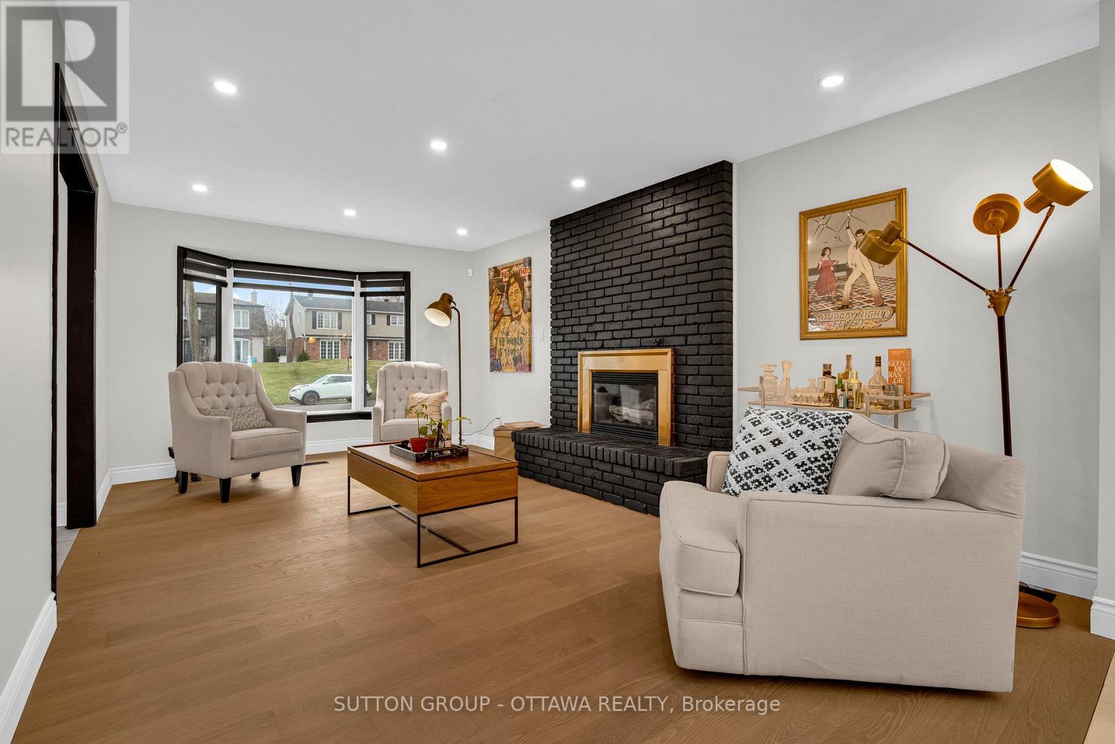 13 WEATHERWOOD CRESCENT