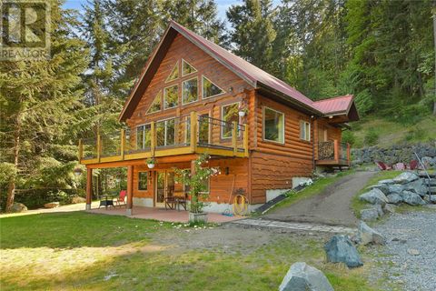 1109 / 1111 PARADISE Close Cowichan Bay BC V0R1N2