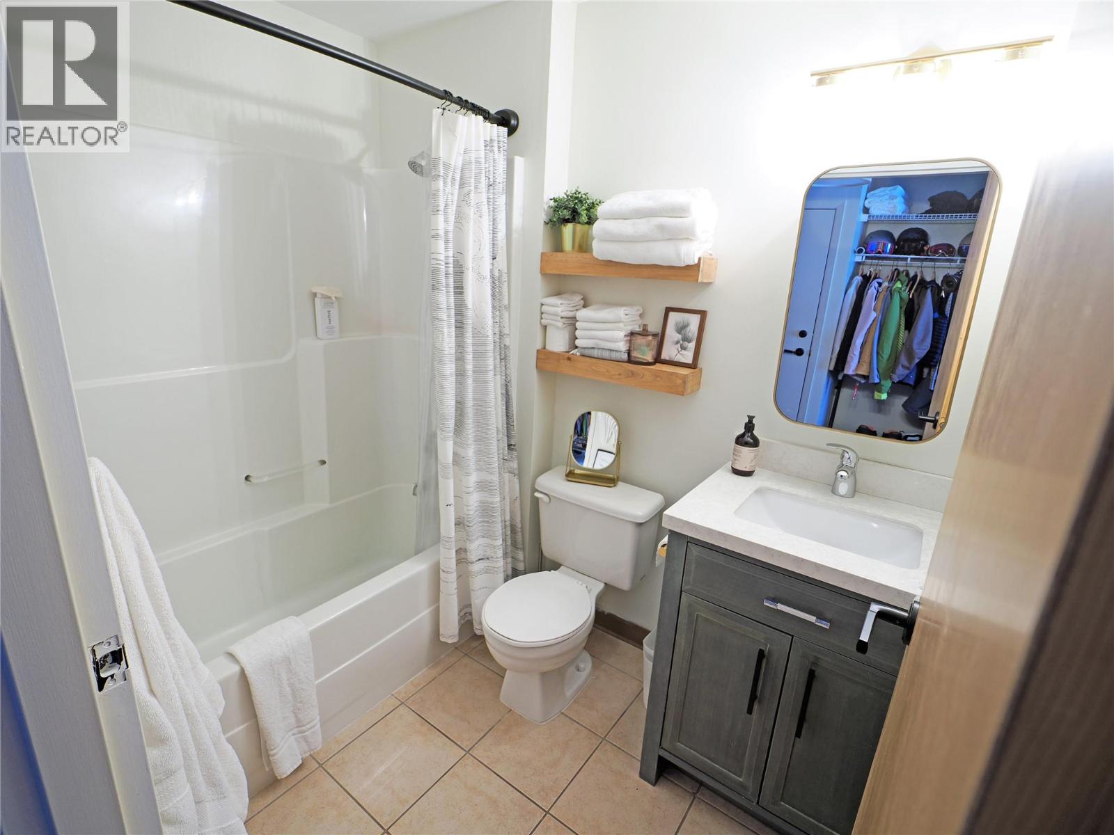 5340 Big White Road Unit# 321