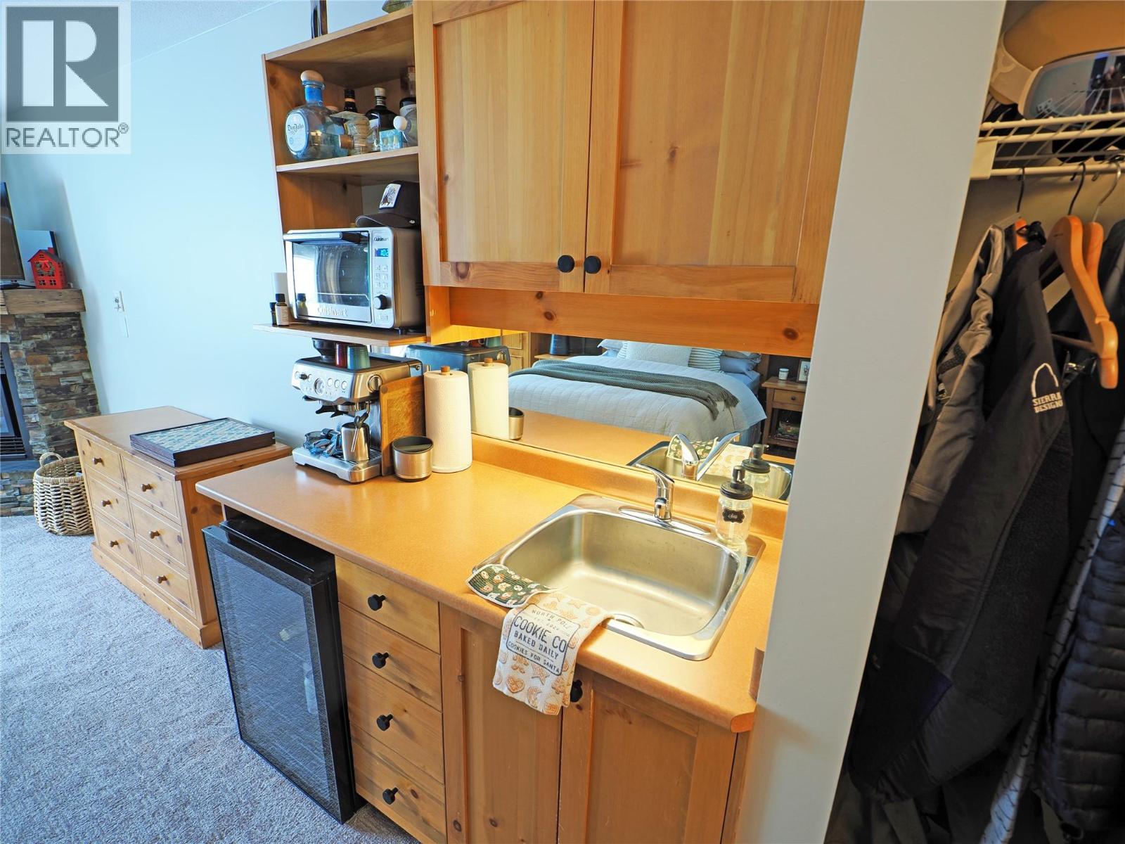 5340 Big White Road Unit# 321