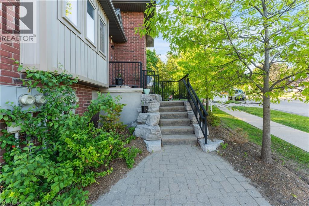 487 EAST Avenue Unit# 5