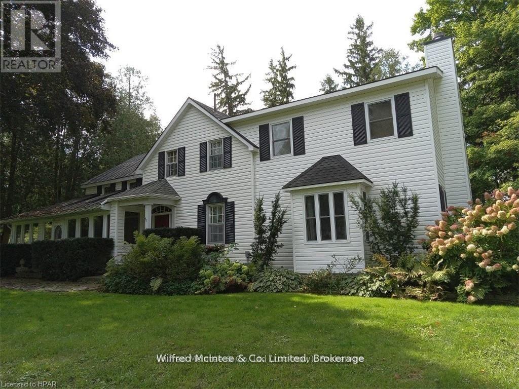 Photo 1 of 31 — 83 DUNCAN STREET S, Morris Turnberry (Bluevale), ON N0G1G0