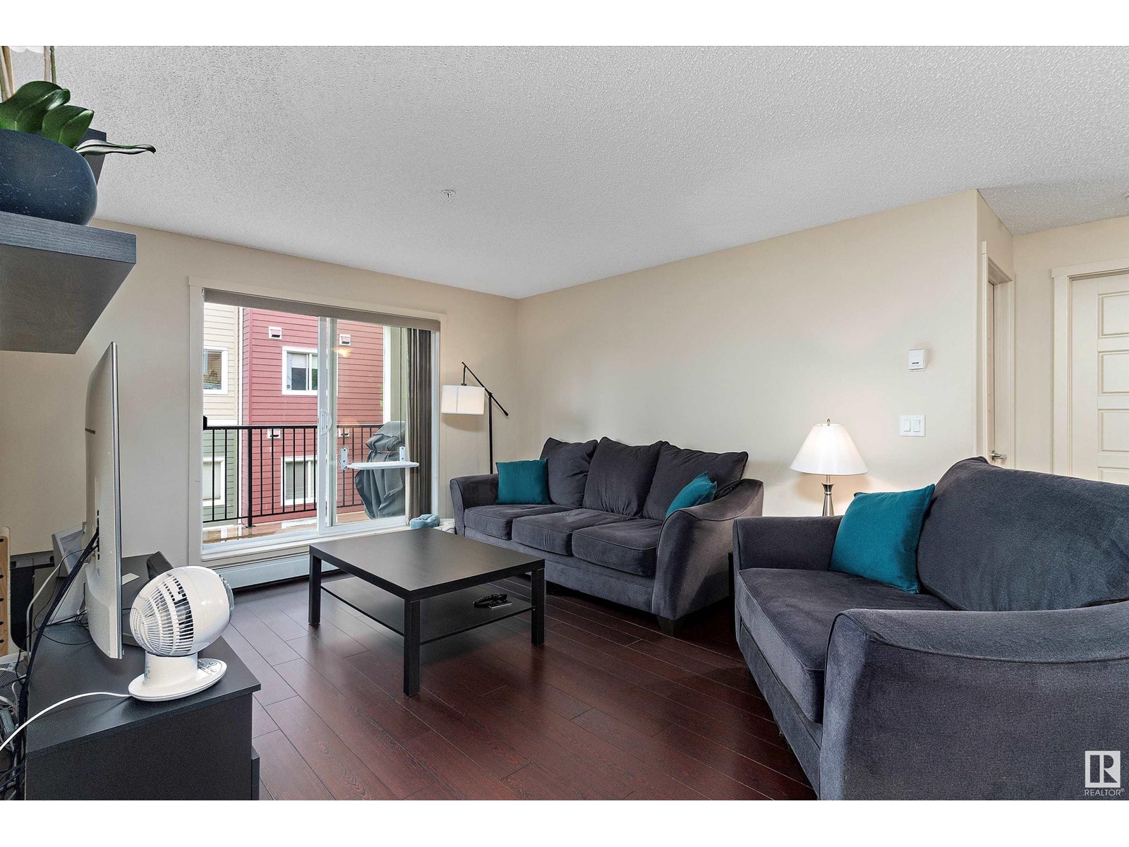 #238 6076 SCHONSEE WY NW NW
