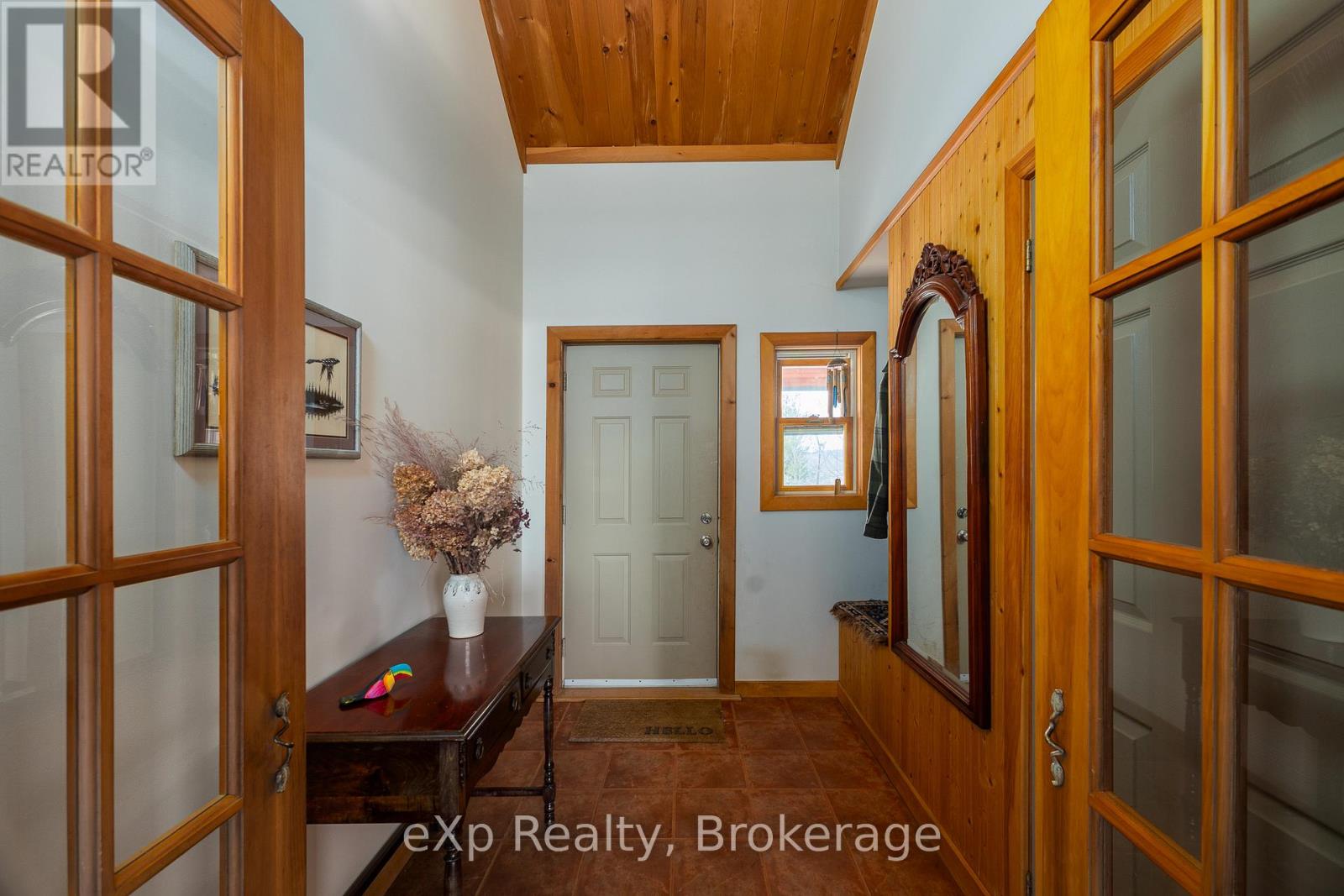 025667 EUPHRASIA - ST.  VINCENT TOWNLINE