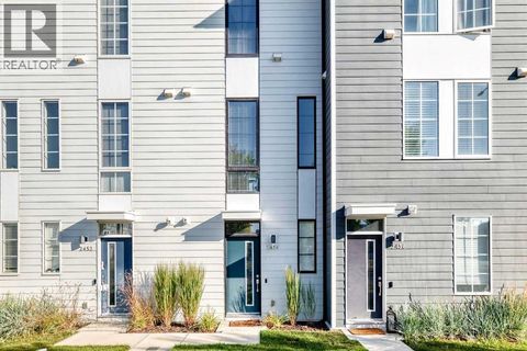 2454 210 Avenue SE Calgary AB T2X4C2
