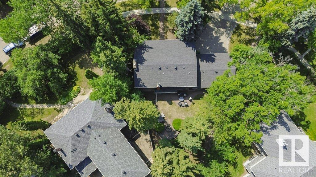 24 WELLINGTON CR NW