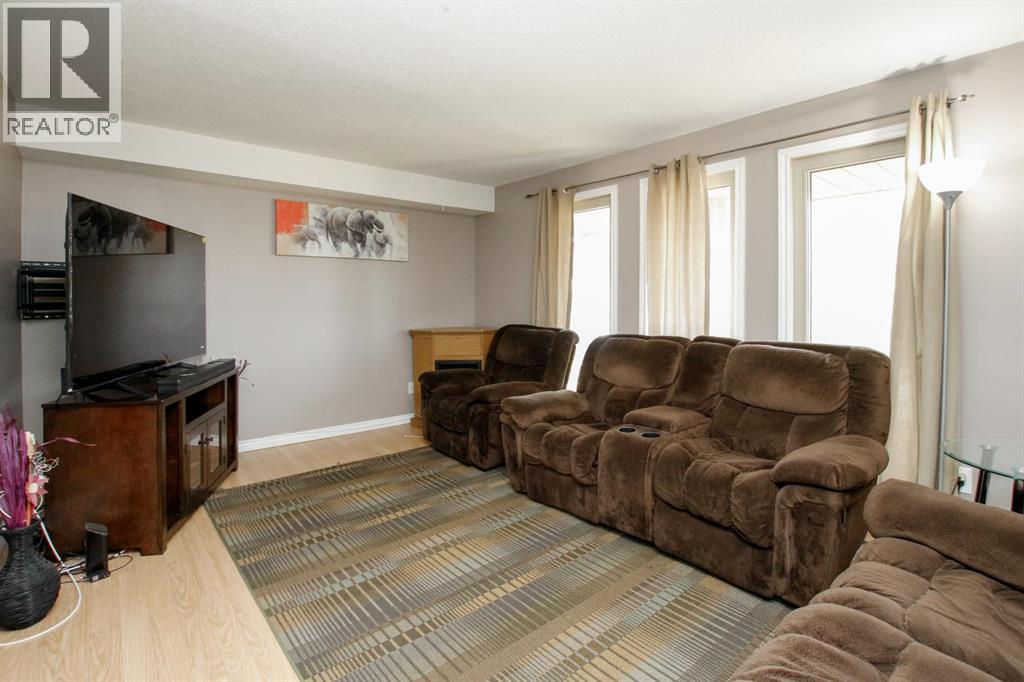 4 Haliburton Crescent