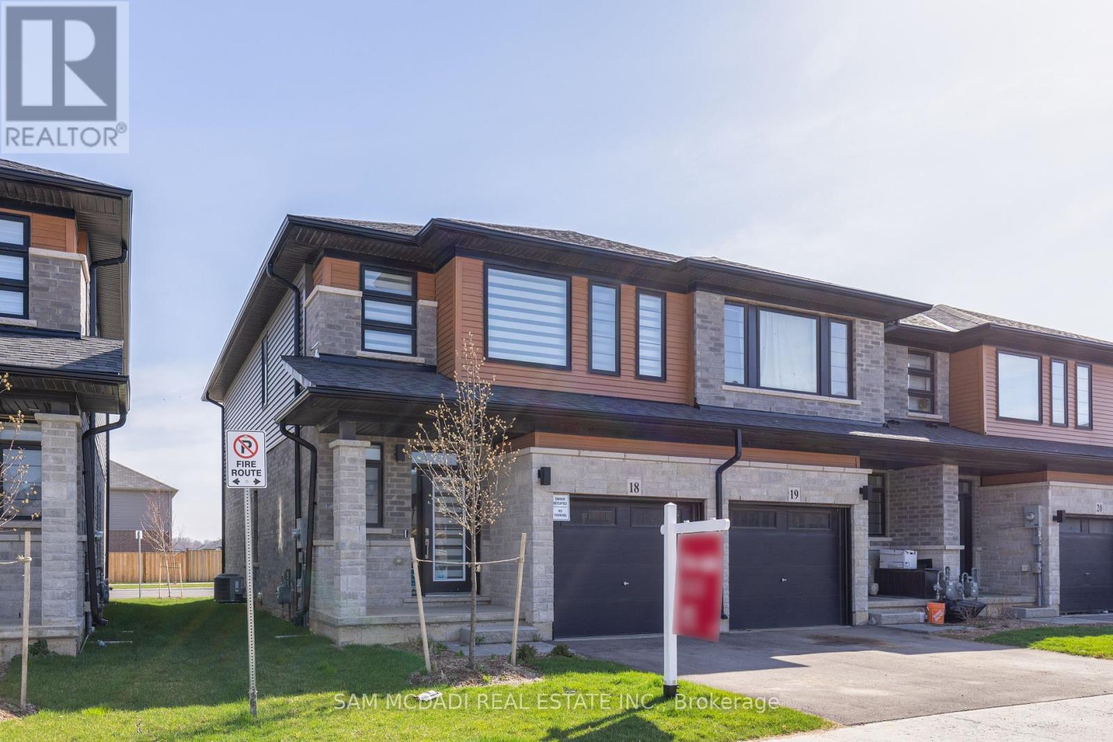 18 - 461 BLACKBURN DRIVE