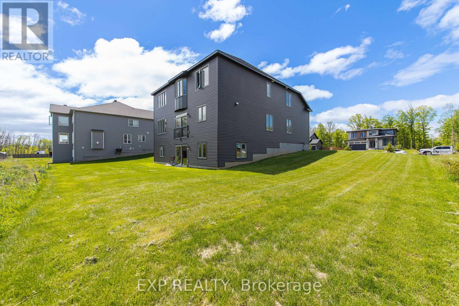 272 ANTLER COURT
