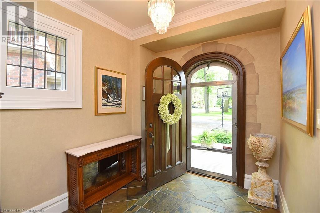 11 OAK KNOLL Drive