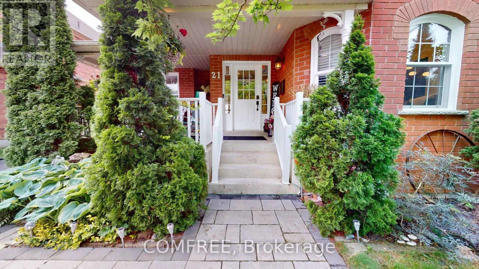 21 MCBETH PLACE