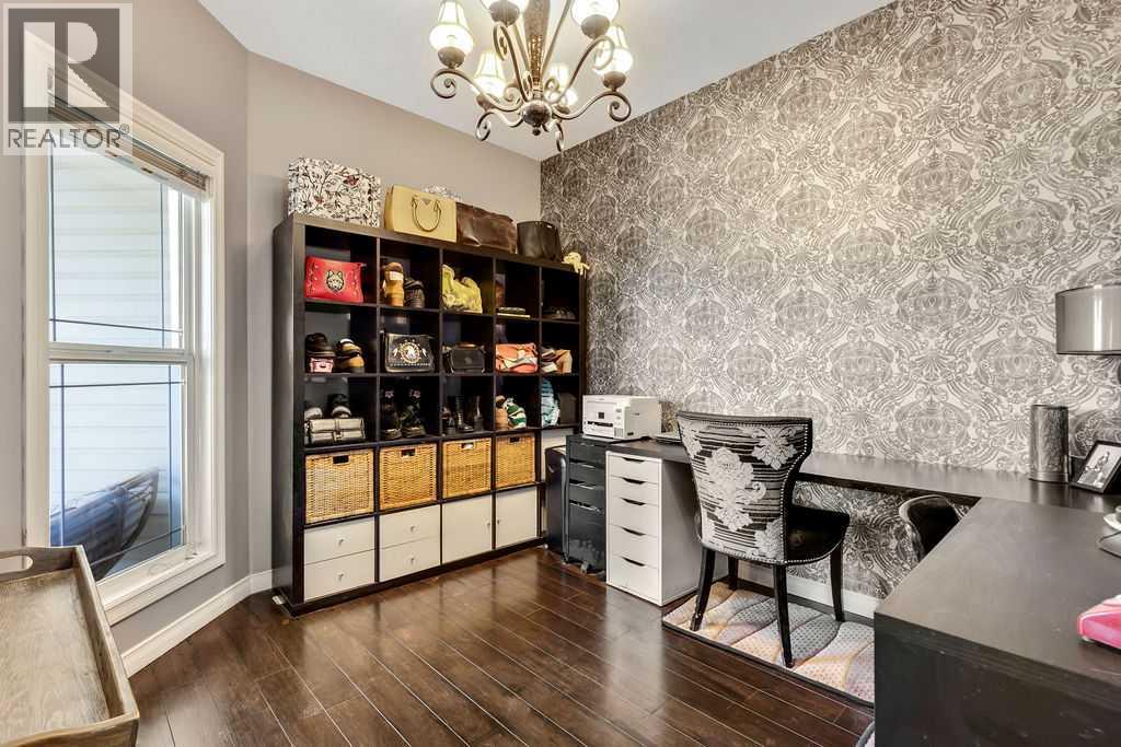 30 Drake Landing Road