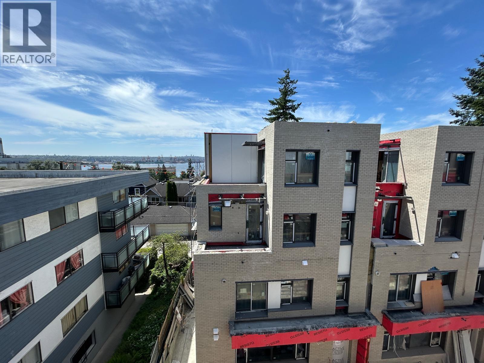 103A 103B-433 E 3RD STREET