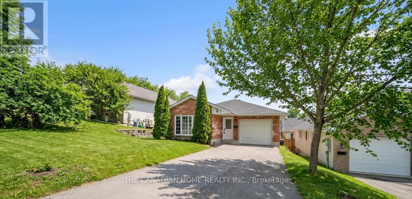 Photo 1 of 25 — 196 LINGHAM STREET, Belleville (Belleville Ward), ON K8N3T4