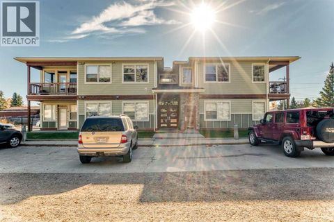 1321 18 Avenue Didsbury AB T0M0W0