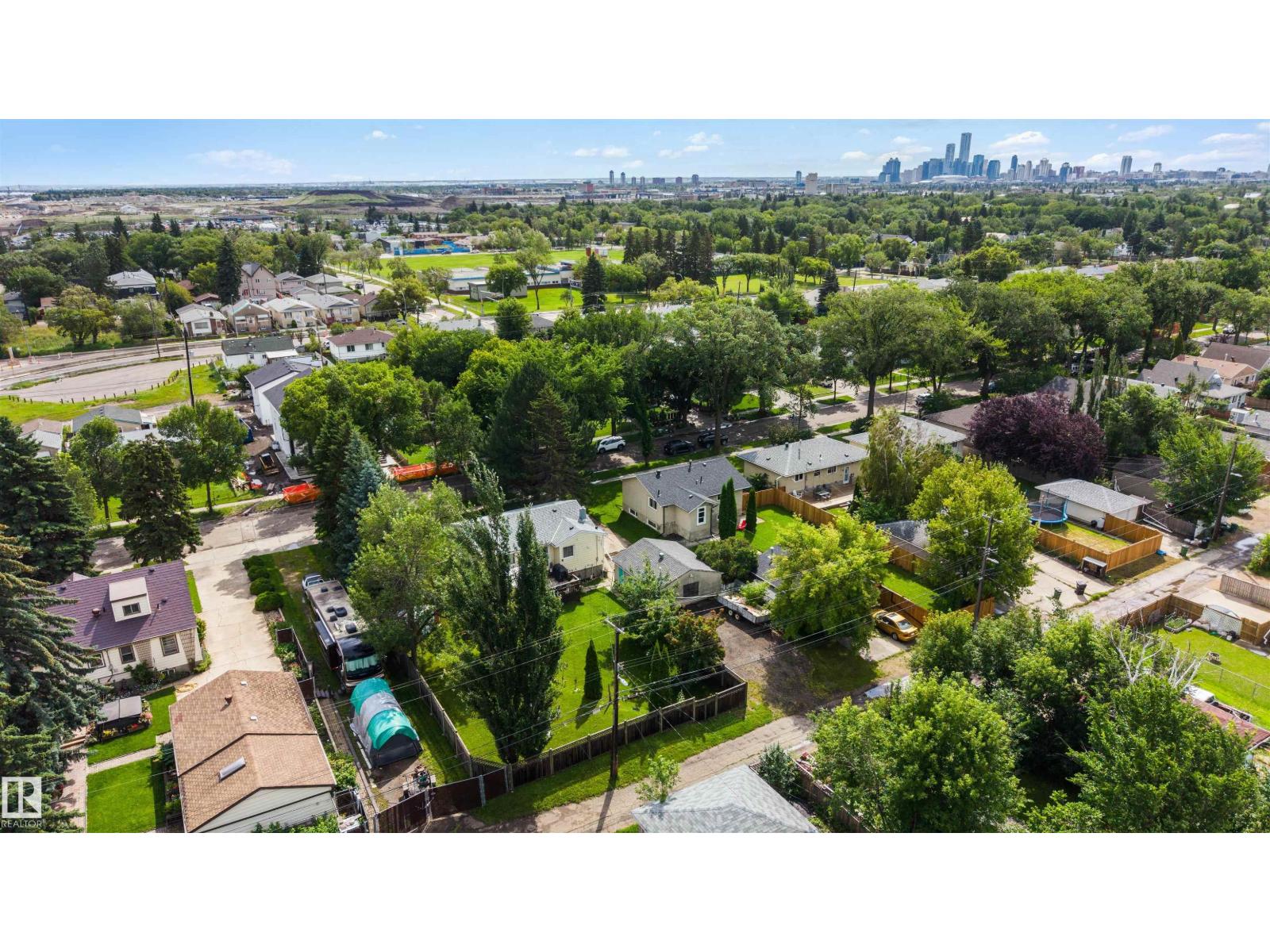 12348 128 ST NW
