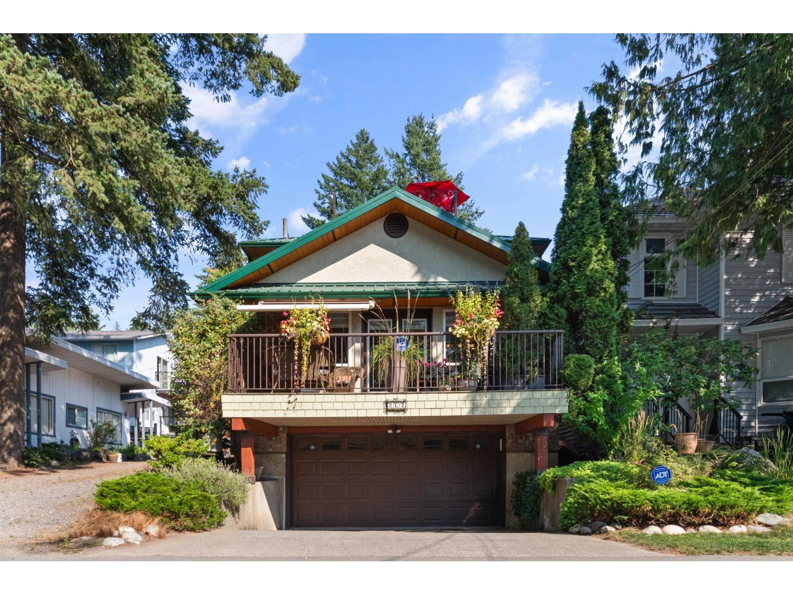 262 FIRST AVENUE|Cultus Lake North