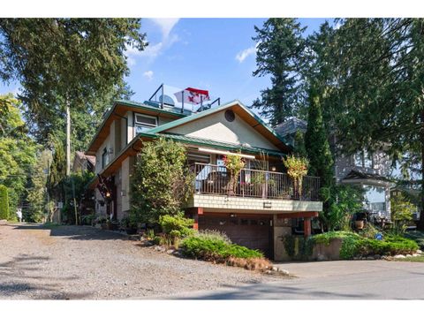 262 FIRST AVENUE|Cultus Lake North Cultus Lake BC V2R4Z4