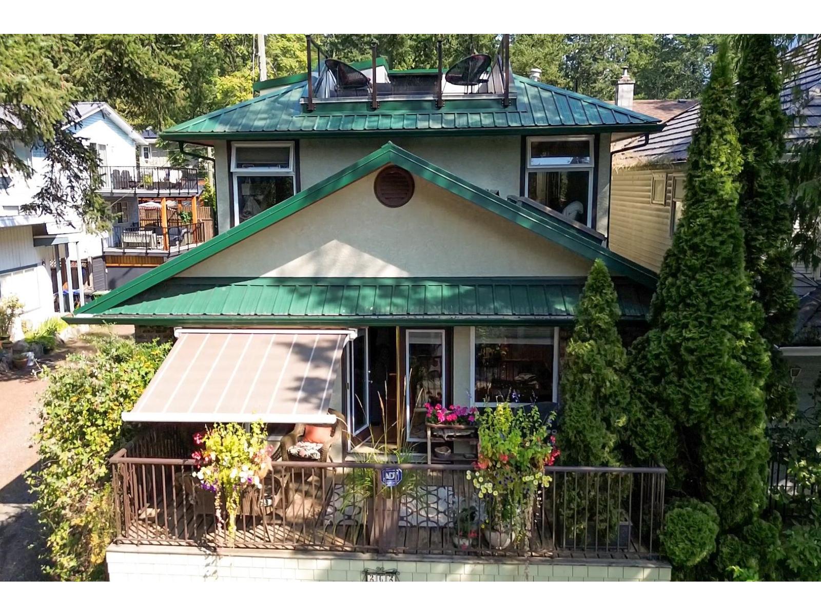 262 FIRST AVENUE|Cultus Lake North