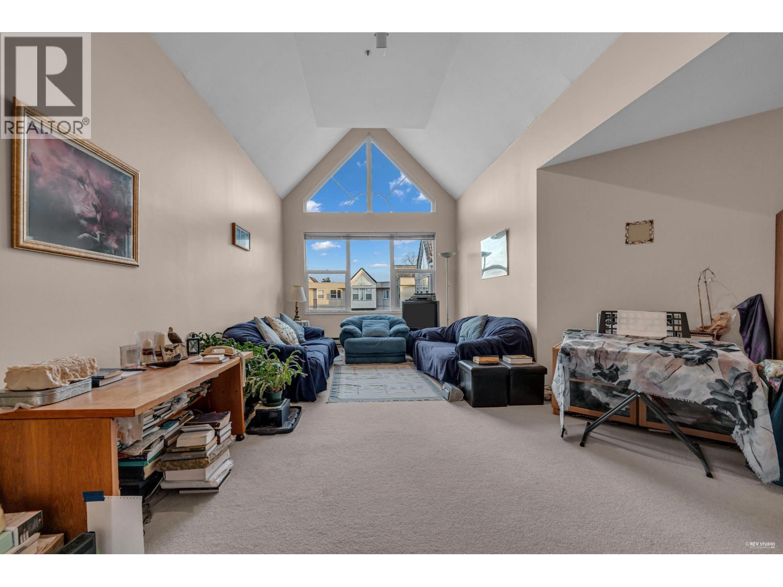 401 7011 BLUNDELL ROAD