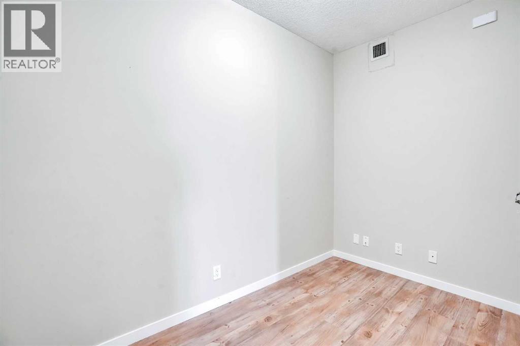 2319, 333 Taravista Drive NE