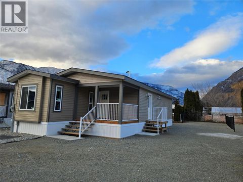 1118 Middle Bench Road Unit# 3 Keremeos BC V0X1N2