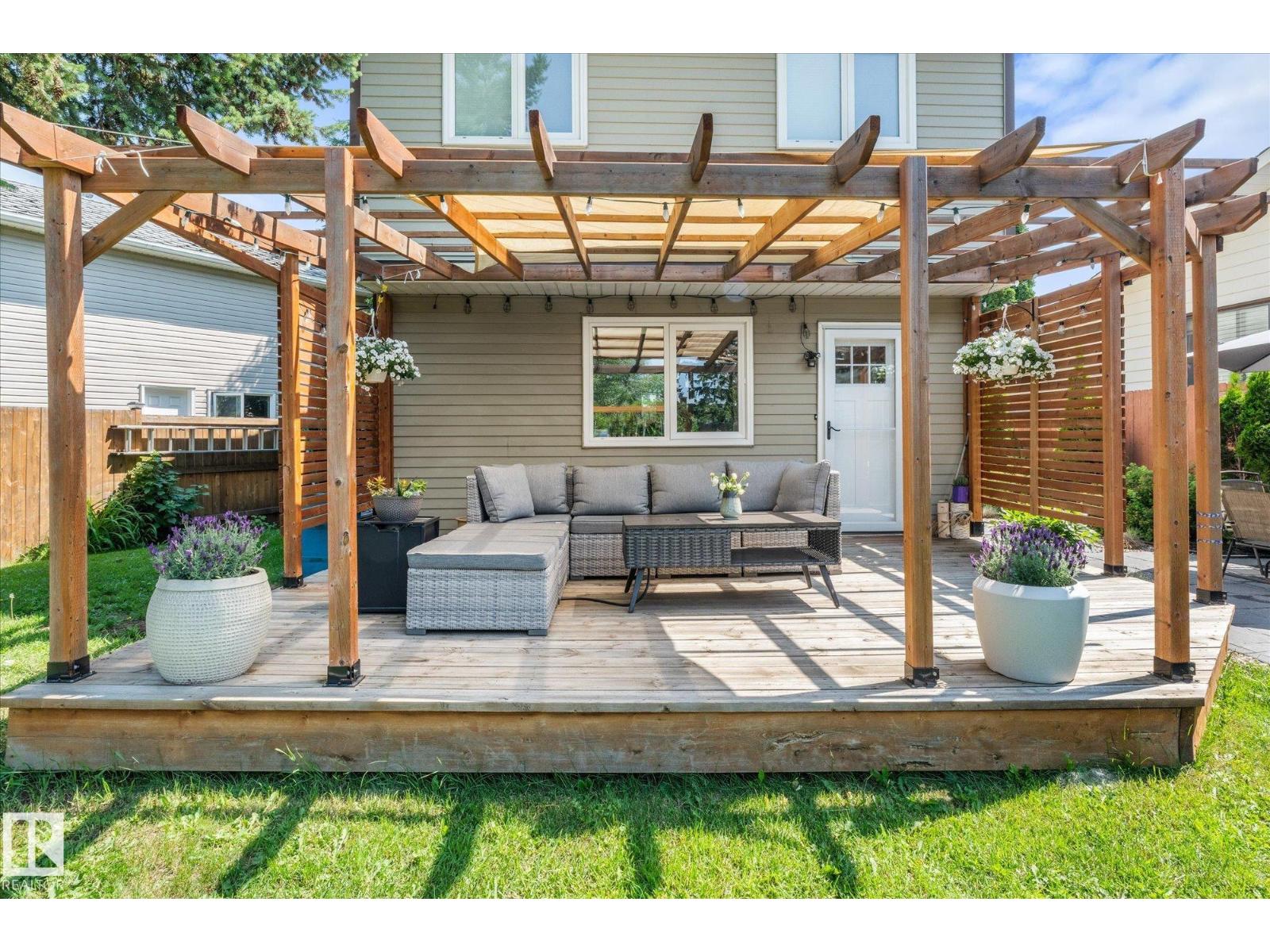 4718 35 AV NW
