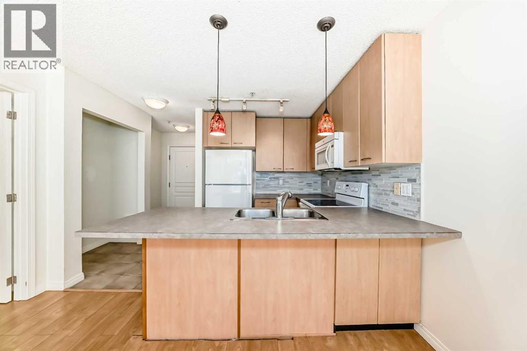 205, 5115 Richard Road SW