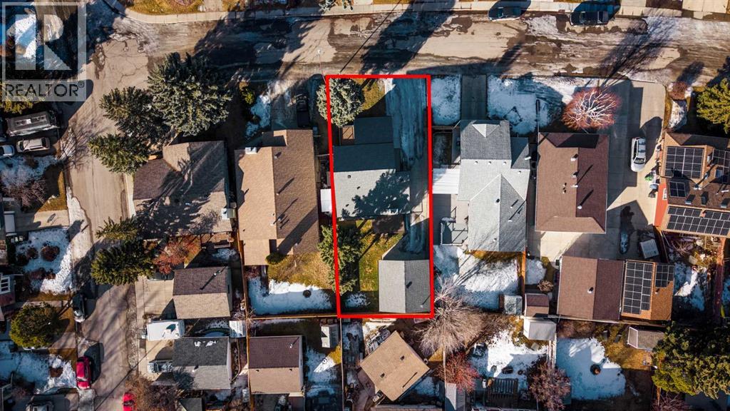 116 Deer Run Close SE