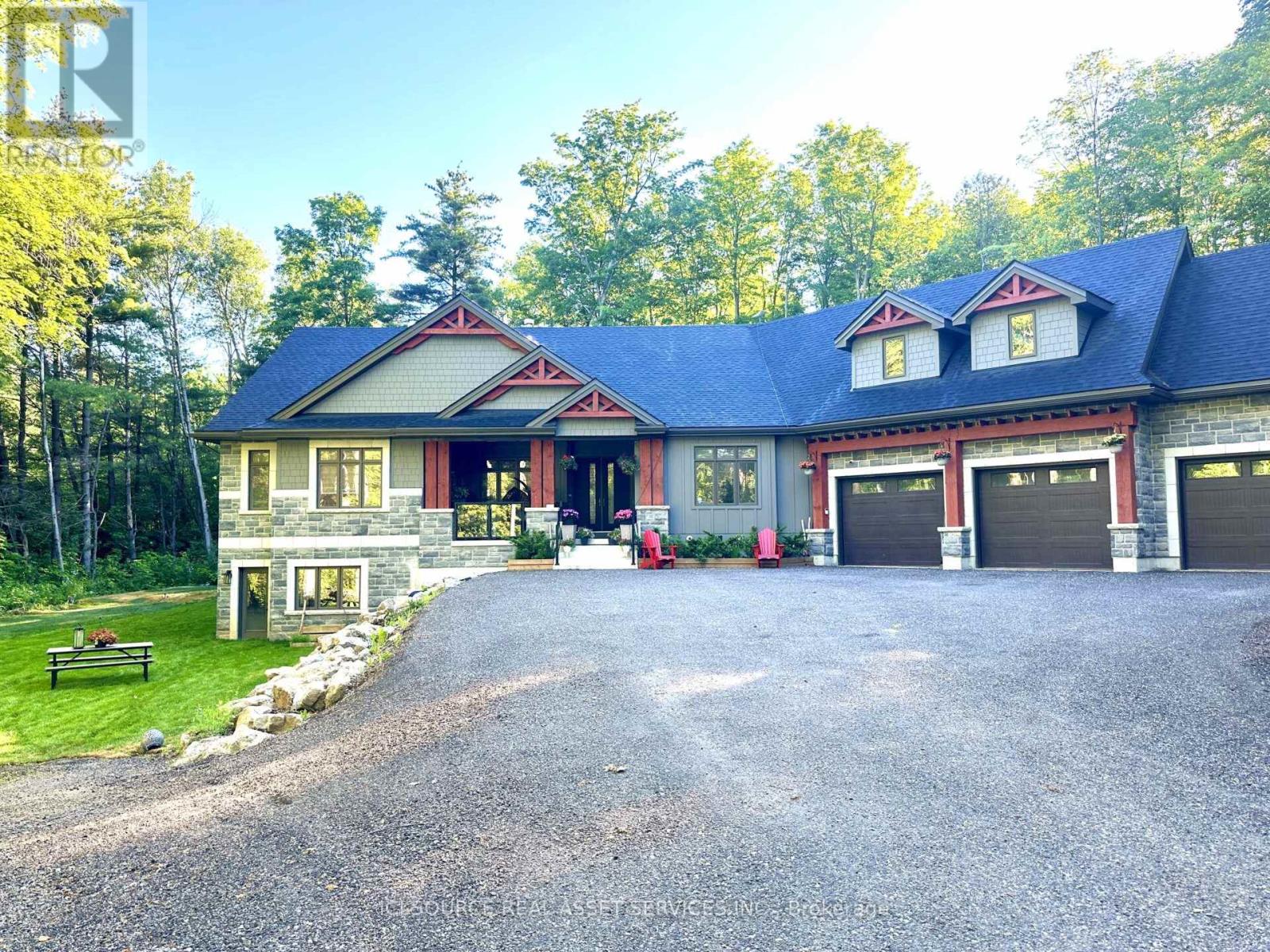 13 TIMBERRUN COURT