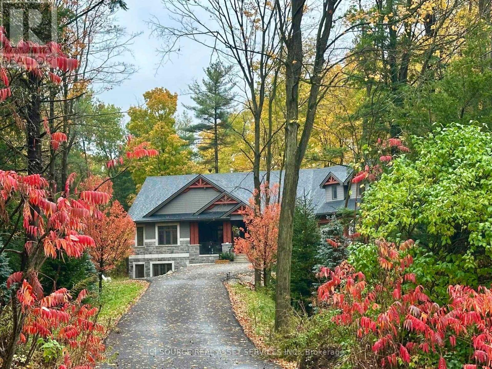 13 TIMBERRUN COURT