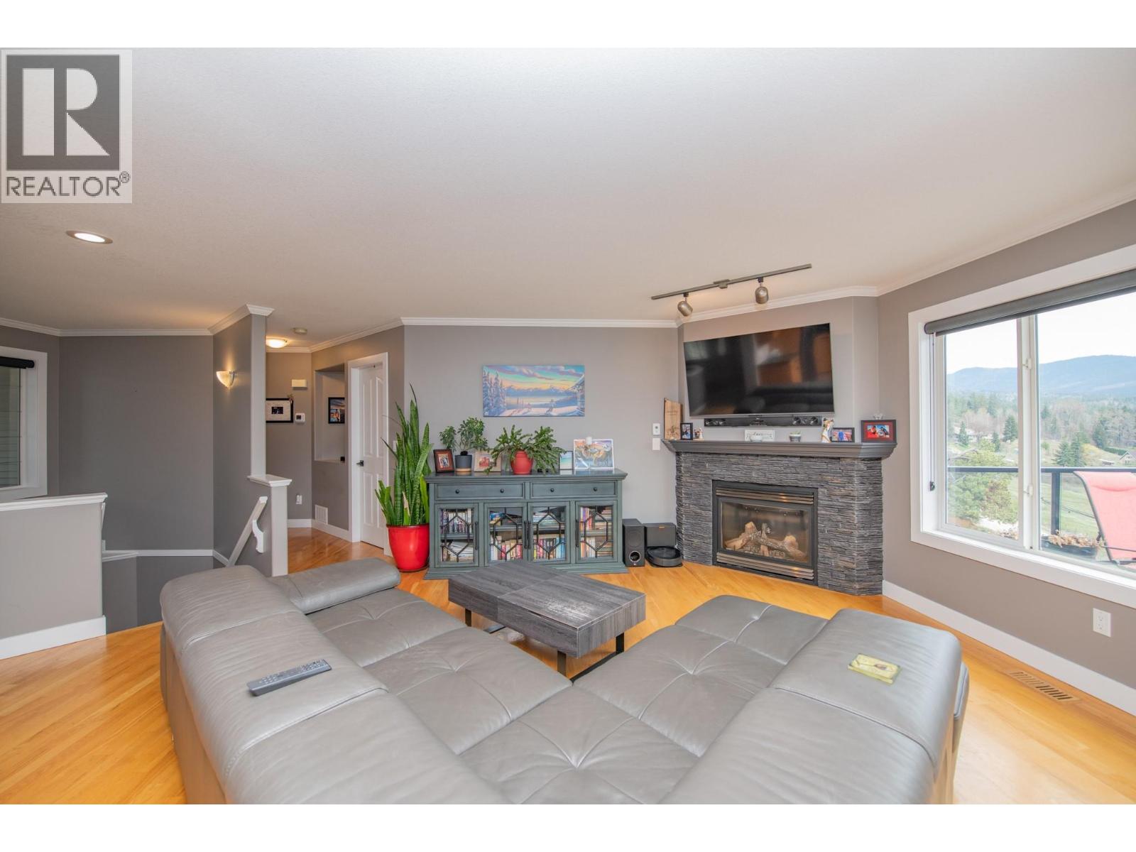7104 Nakiska Drive