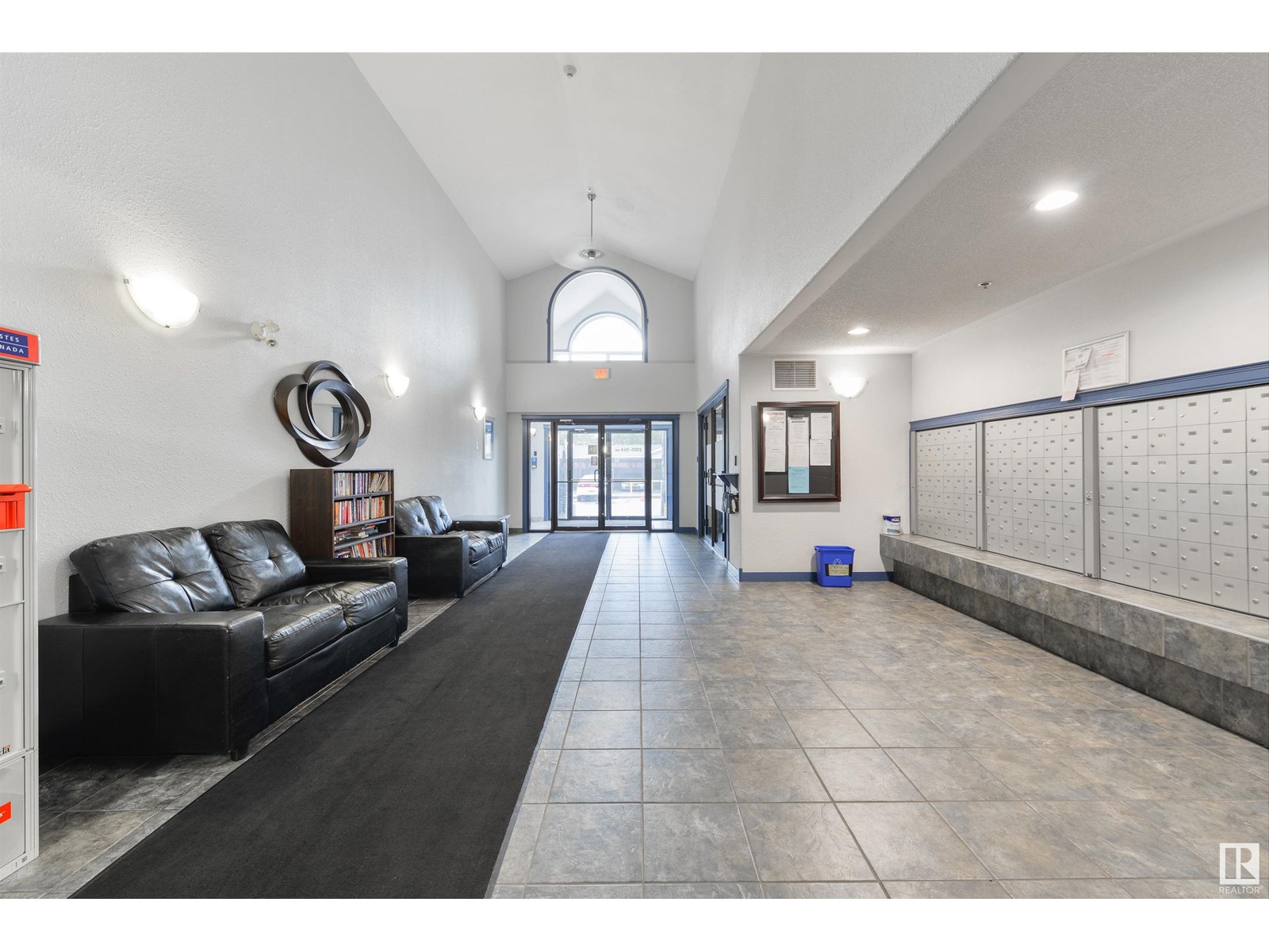 #226 2305 35A AV NW
