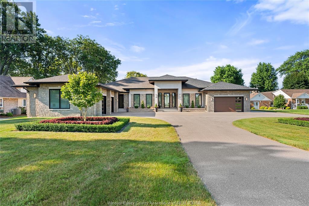 897 County Rd 50 East