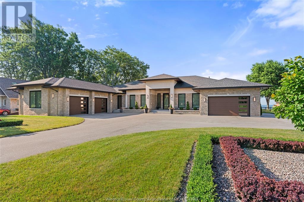 897 County Rd 50 East