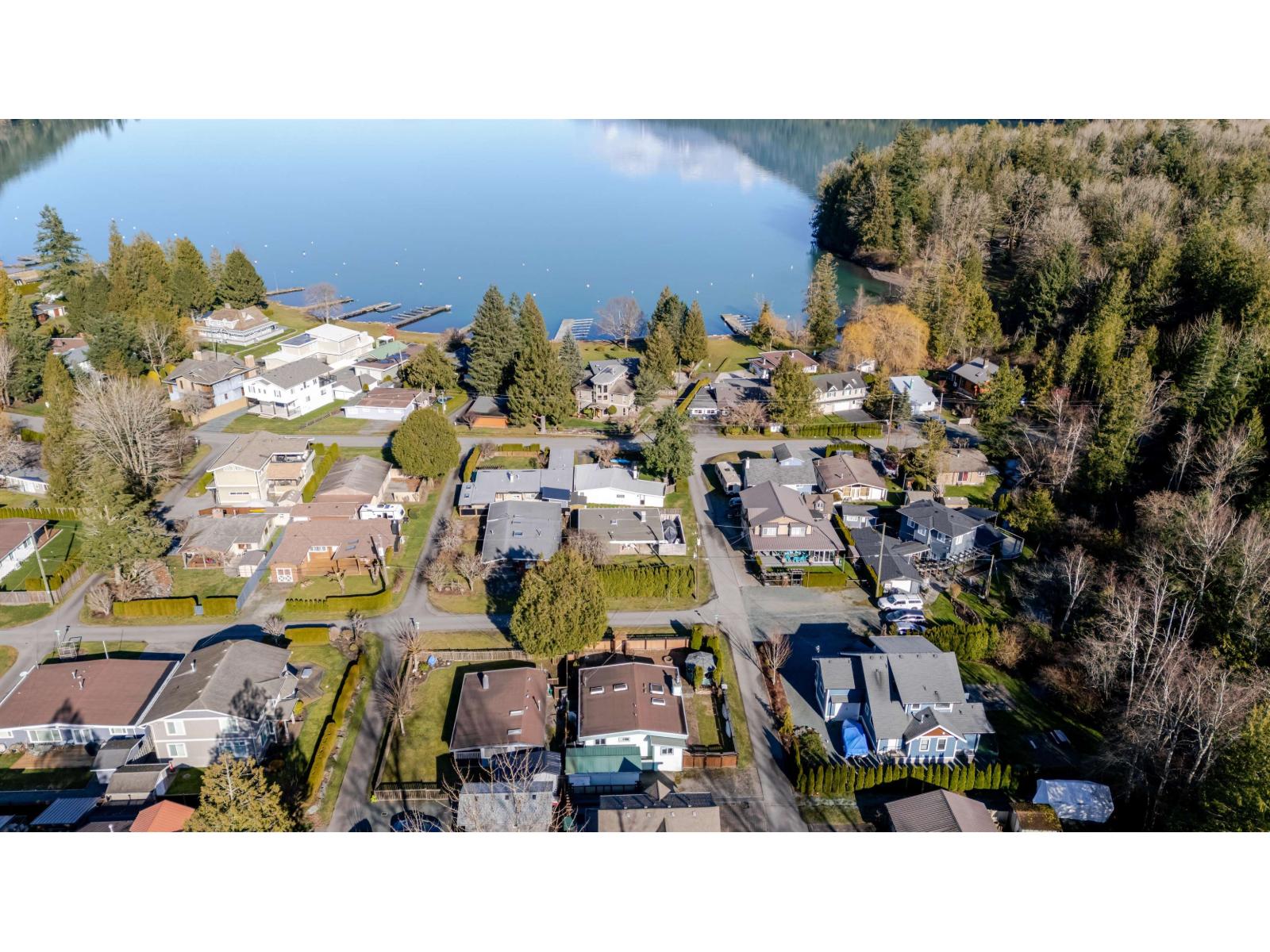 1809 CAROL ROAD|Cultus Lake South