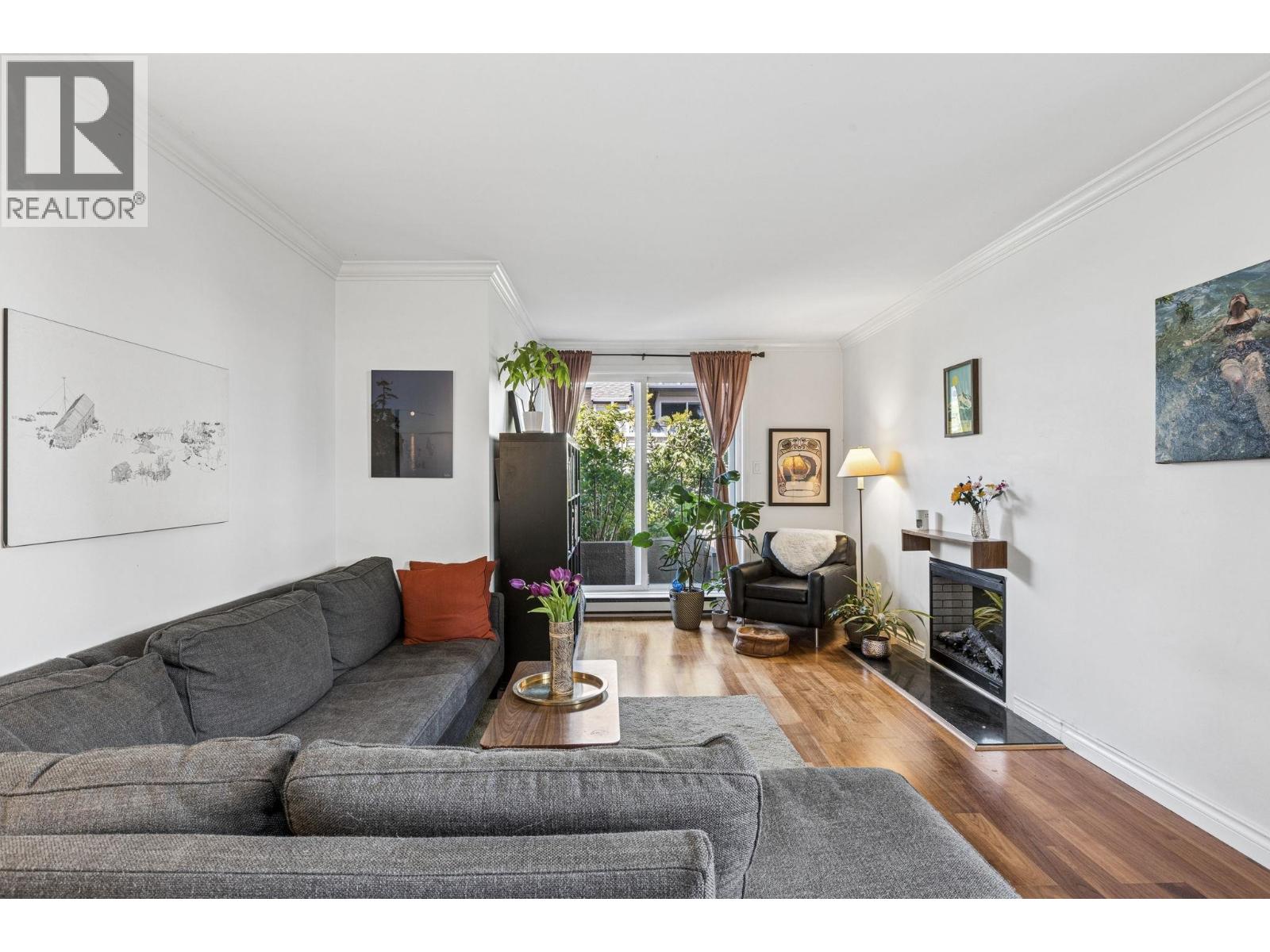 152A W 18TH STREET