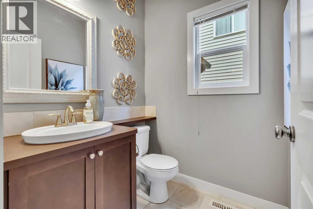 135 Sage Valley Green NW