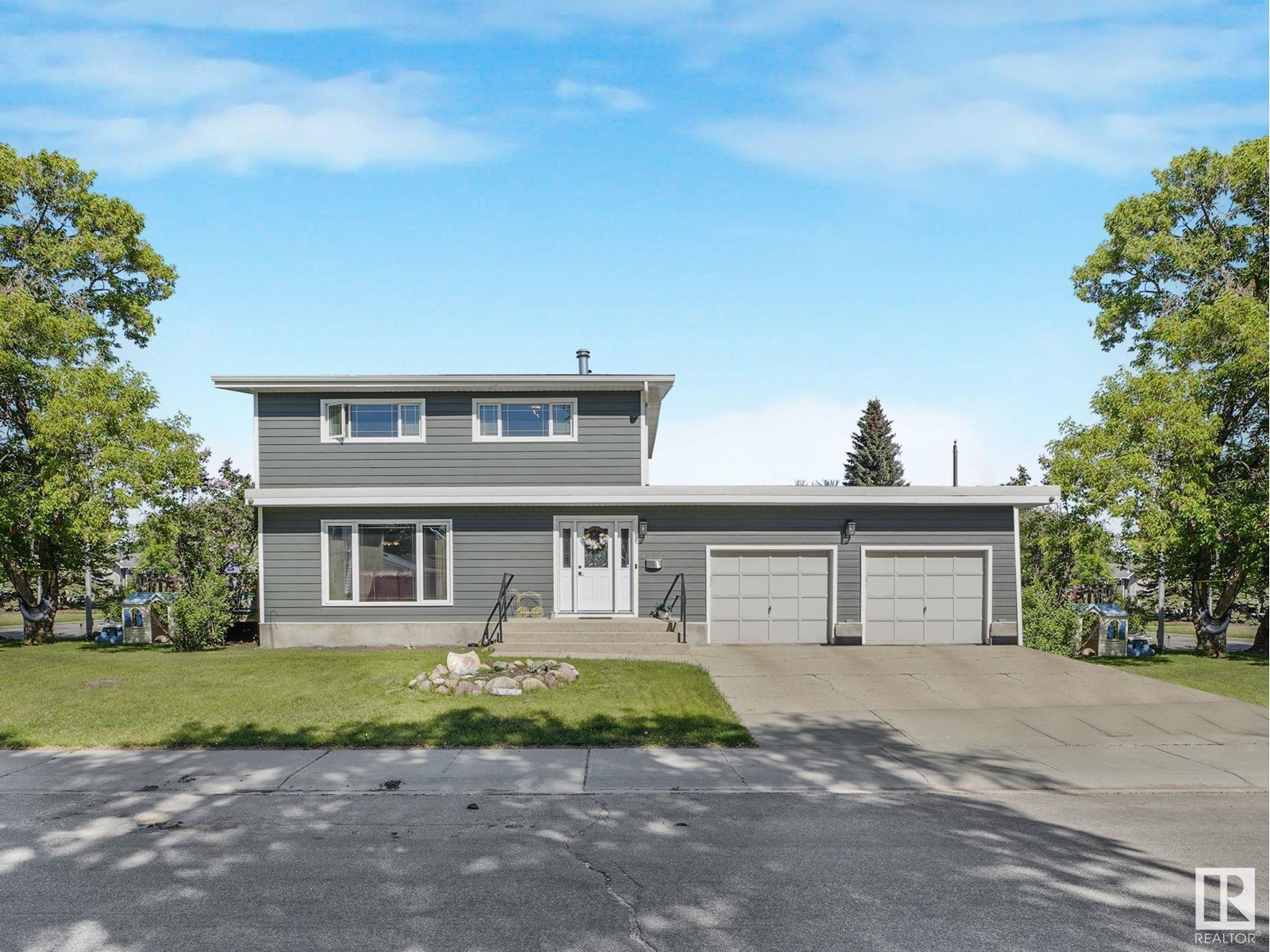 16804 93A AV NW