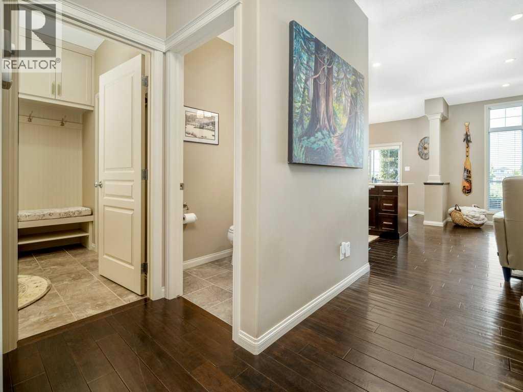 104 firelight Way W