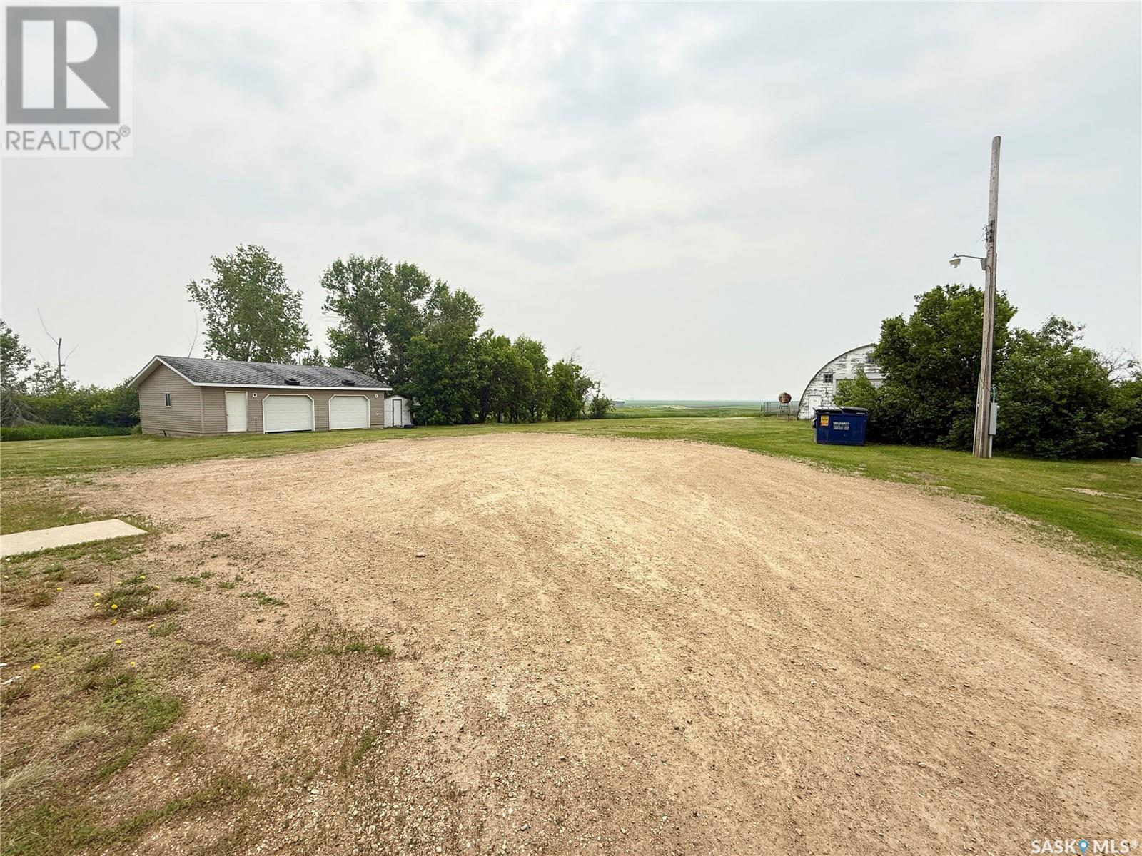 South Weyburn Acreage