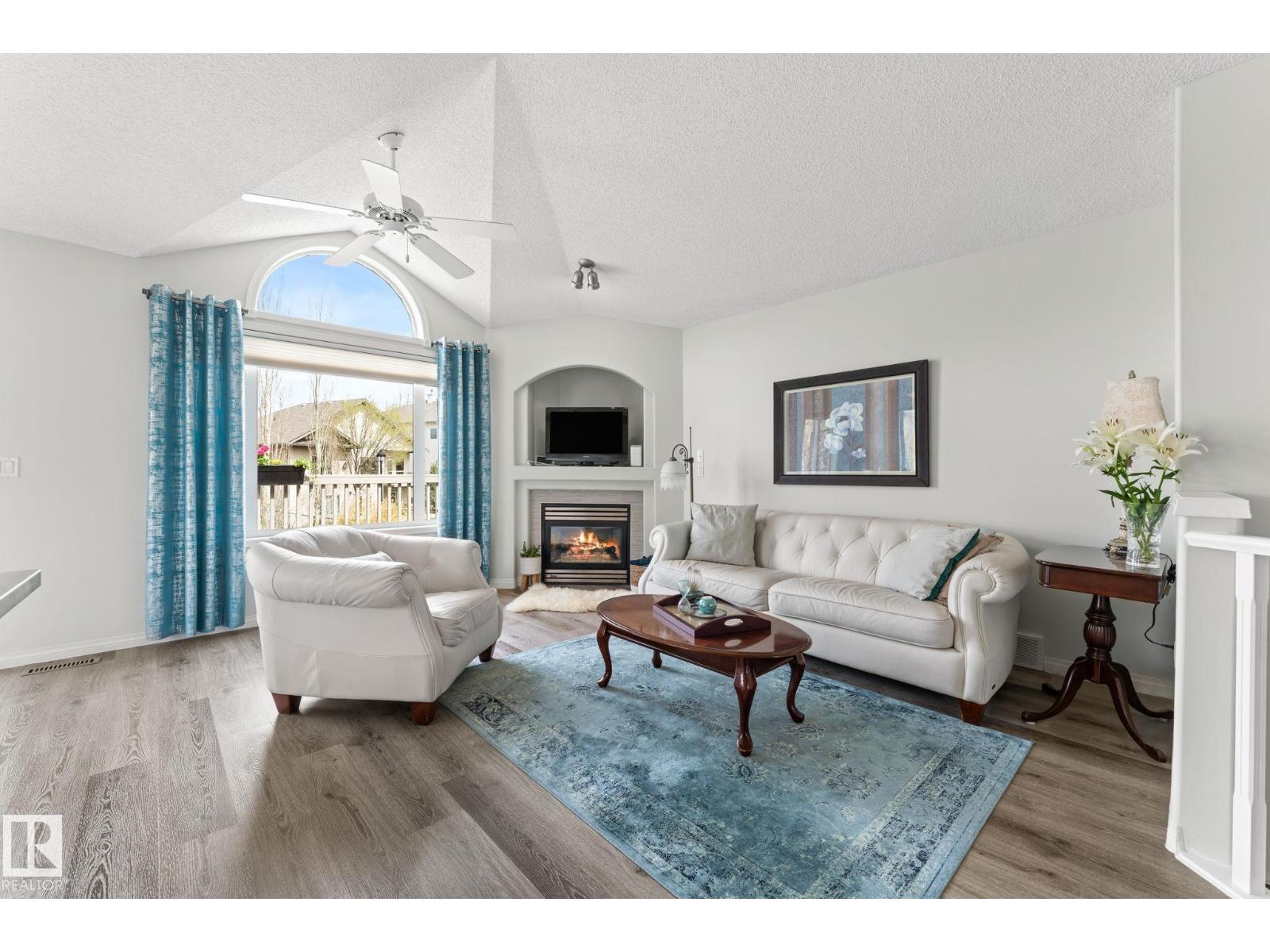 #6 10848 8 AV SW