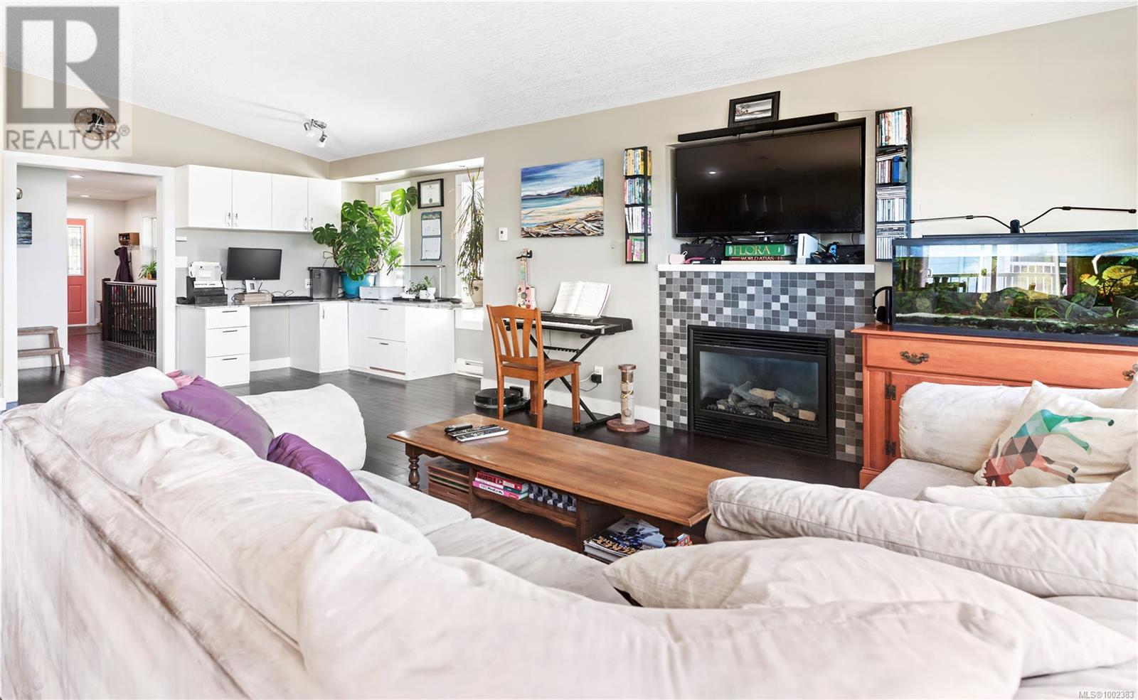 6561 Arranwood Dr