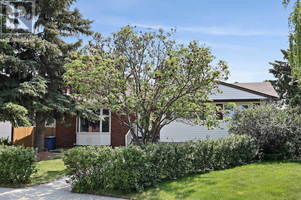 1427 McCrimmon Drive