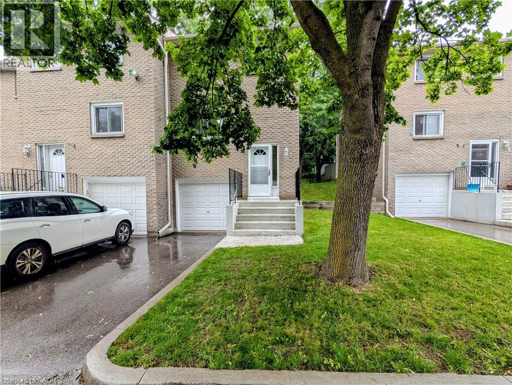 121 MORGAN Avenue Unit# 7