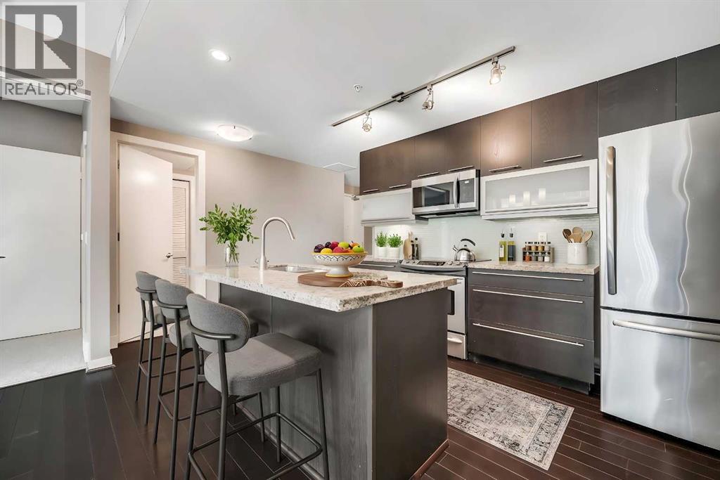 2001, 215 13 Avenue SW