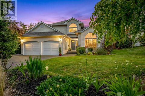 1440 Griffin Dr Courtenay BC V9N8M6