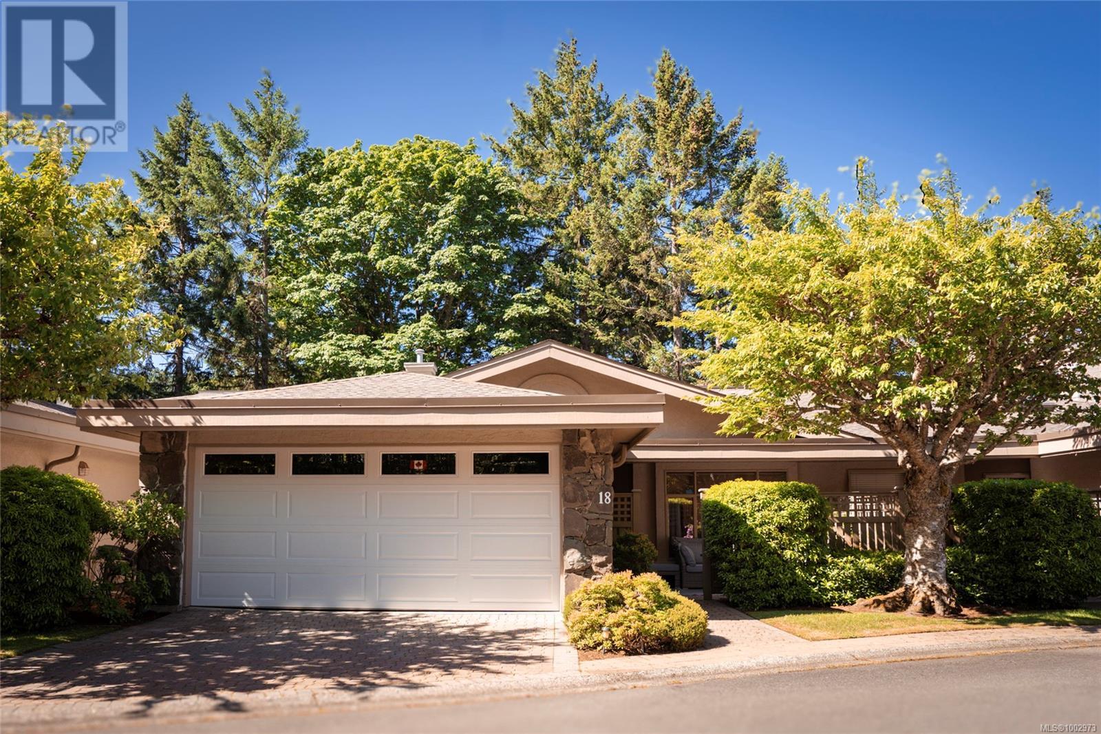 18 4991 Bella Vista Cres