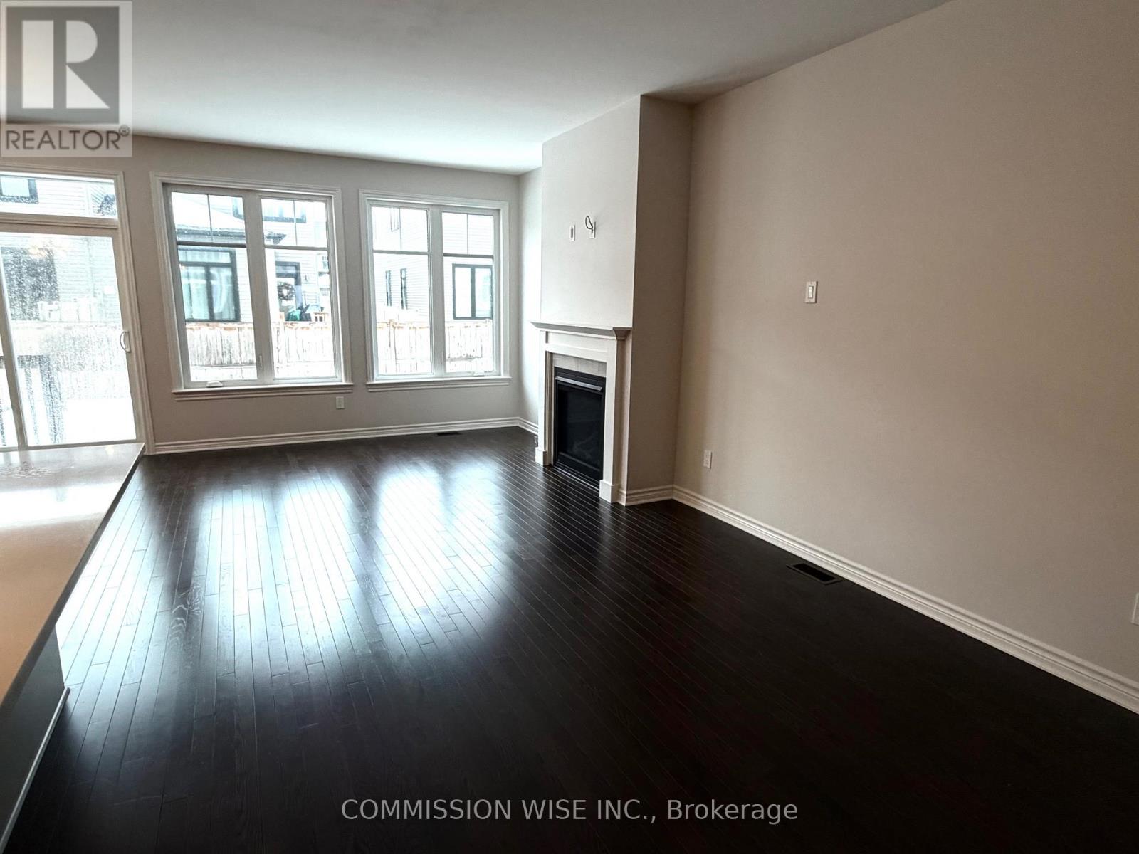 620 TALIESIN CRESCENT