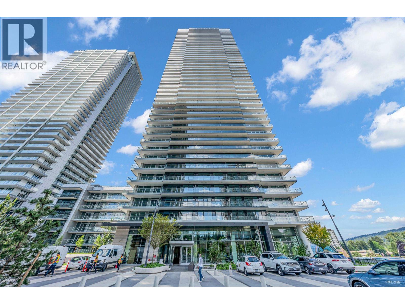 516 3809 EVERGREEN PLACE